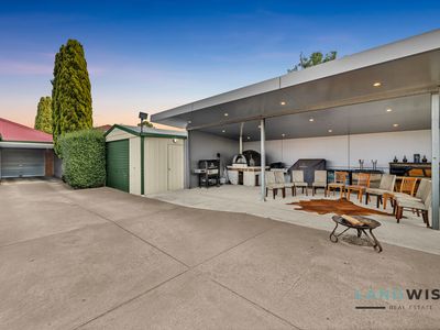 6 Thomas Avenue, Melton South