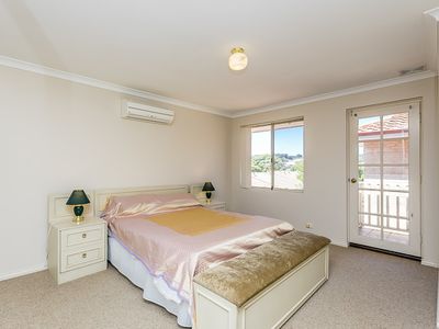 4/39 Ostend Road, Scarborough