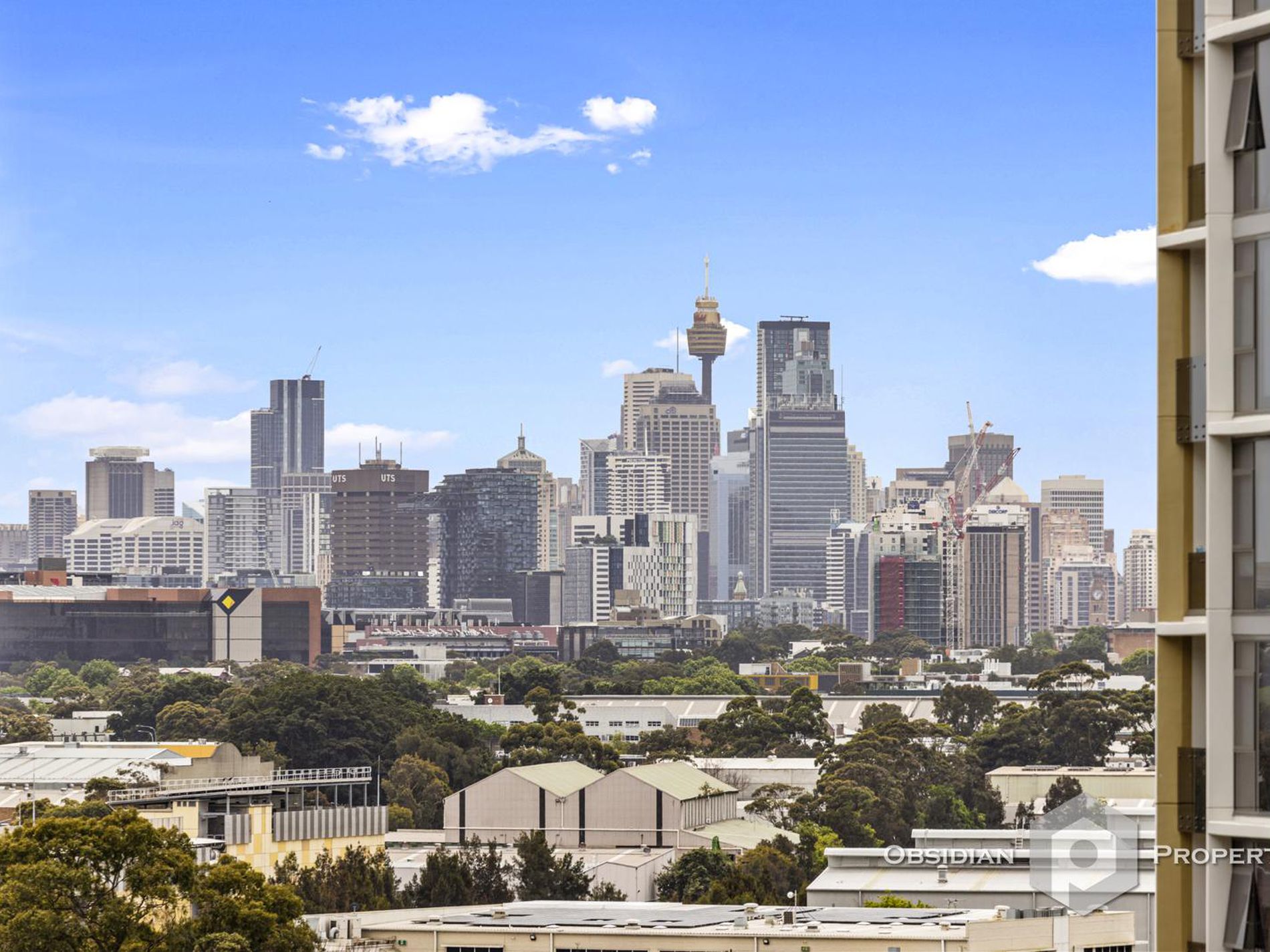 806B / 2 Muller Lane, Mascot