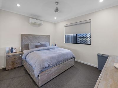 59 Makybe Diva Drive, Ooralea