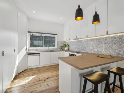 42 Oak Street, Seymour