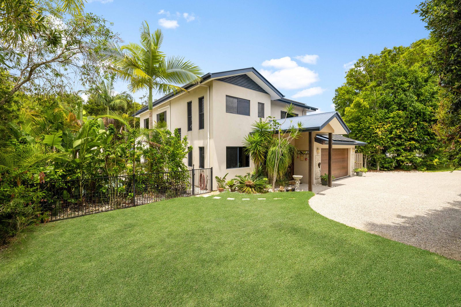 Photo 13 of 23, 3 Maddens Crescent, Peregian Springs
