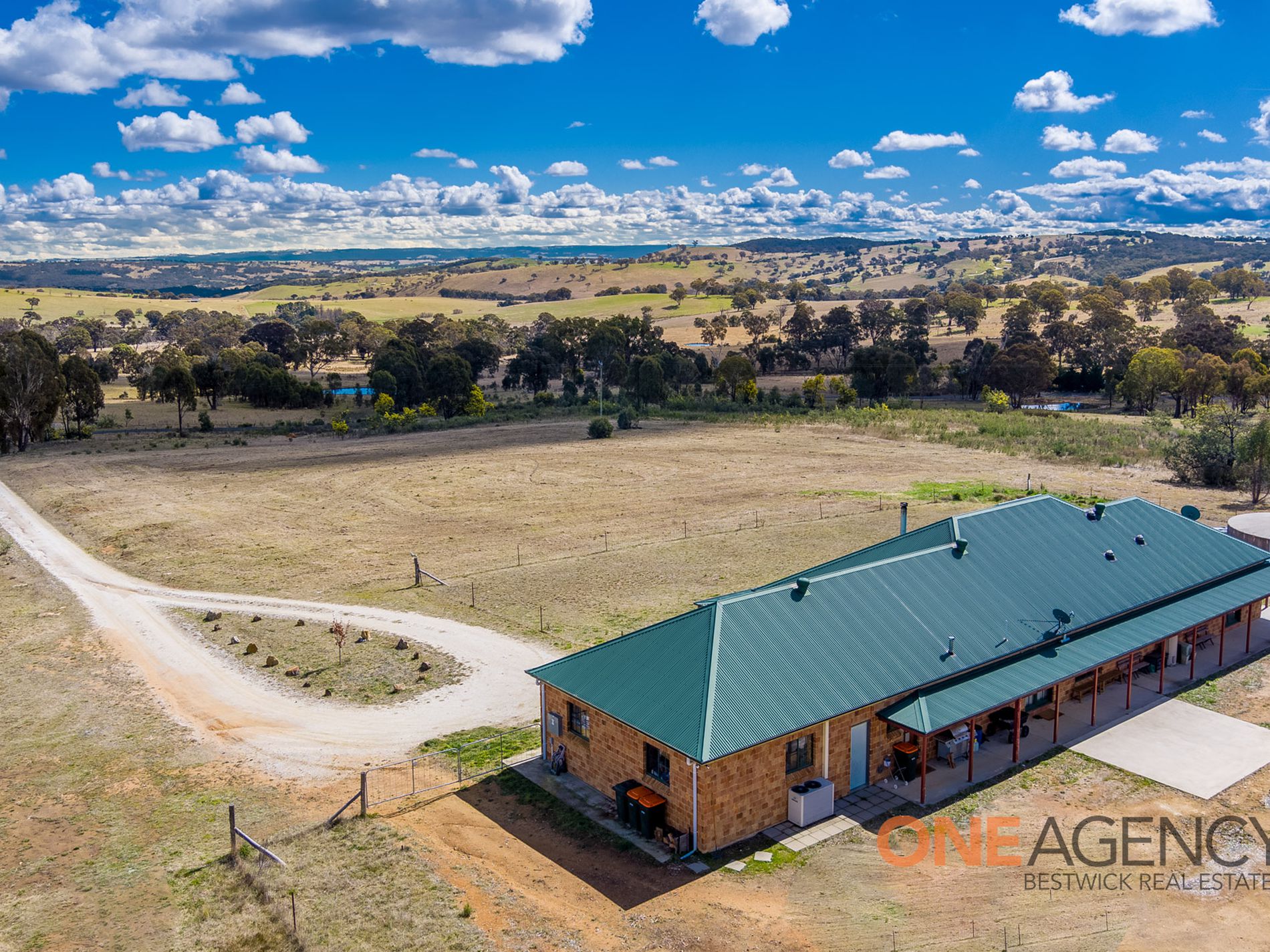 112 James White Drive, Fosters Valley