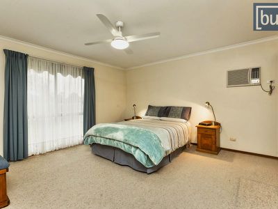 128 Hawdon Ct, Howlong