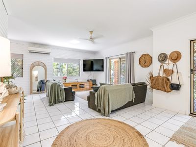 12 CARBEEN DRIVE, Taranganba