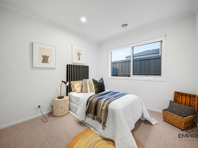 21 Kunlun Crescent, Clyde North
