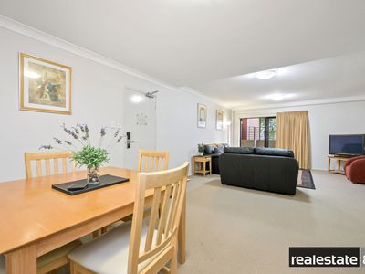 2 / 128 Mounts Bay Road, Perth
