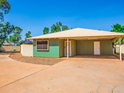 11 / 4 Reynolds Place, South Hedland