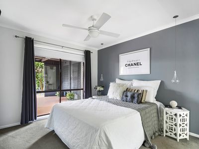 1 / 117 Pearson Street, Sale