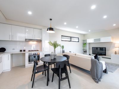 6/17 Elanora Street, Joondanna