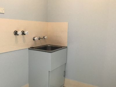 2 / 1 Stewart Place, Barrack Heights