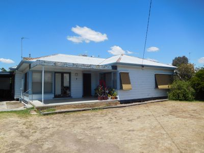 9 Federation Avenue, Horsham