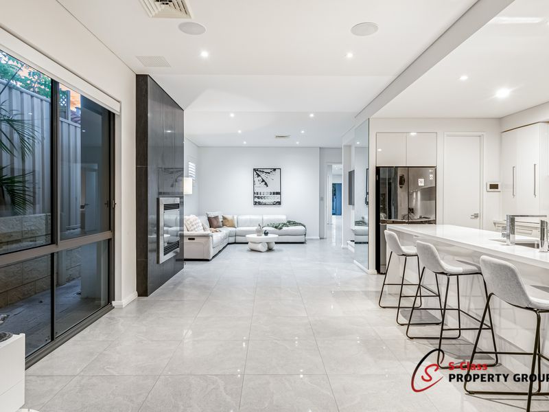 77 Hope Avenue, Salter Point