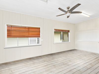 256 Spence Street, Bungalow