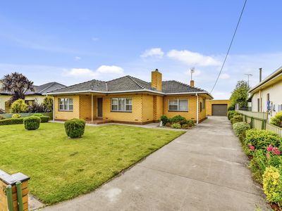 27 Umpherston Street, Mount Gambier