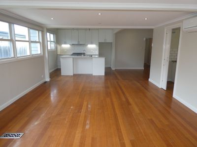48 Grevillia Road, Oak Park