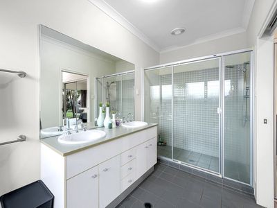 93 Mossvale Drive, Wakerley