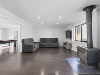 1402 Bogan Road, Golden Valley