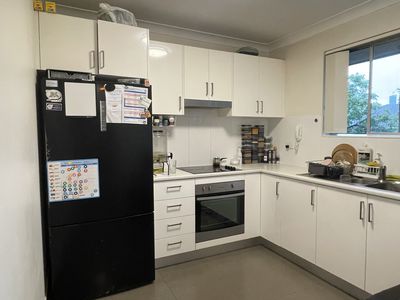 12 / 37 Crown Street, Granville