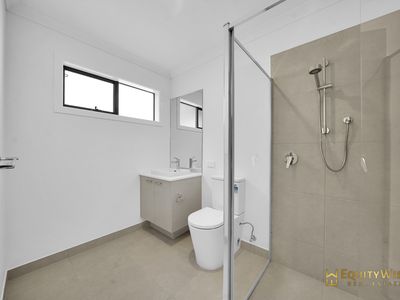 23 Timetable Street, Mambourin