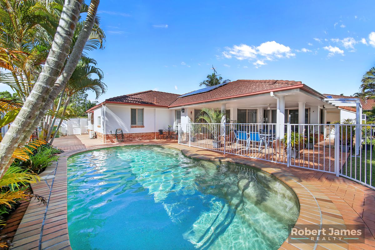 13 Dun Street, Tewantin