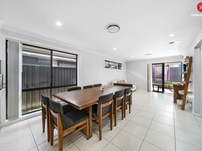 32A Hinton Loop, Oran Park