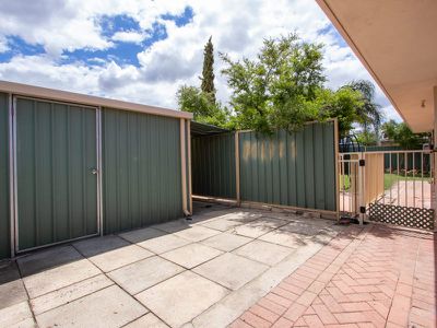 93 Bindoon Loop, Huntingdale