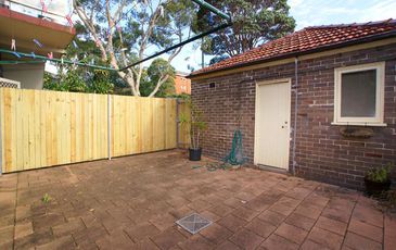 2 / 9 Brae St, Bronte