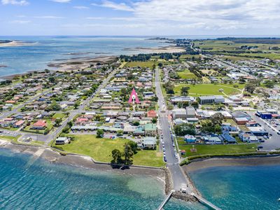 3 / 14 Macquarie Street, George Town