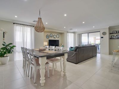 146 Clyde Avenue , Baldivis
