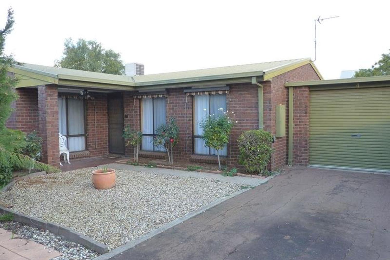 4 / 12 Anderson Street, Horsham