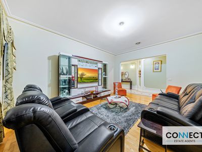 33 Champagne Grove, Narre Warren South