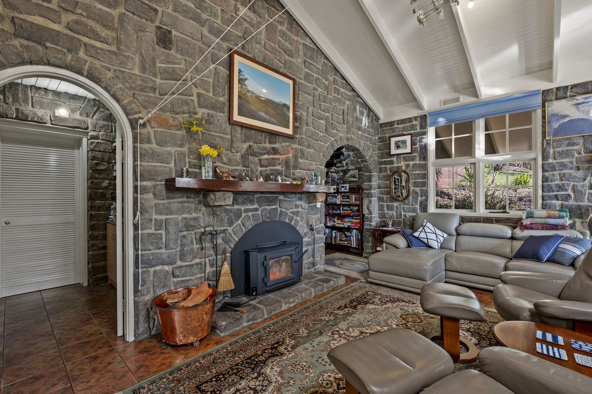 2101 Maintongoon Road, Woodfield