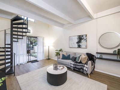 10 Little Shenton Lane, Northbridge