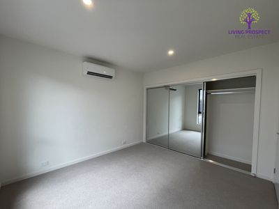 2 Ribbonwood Crescent, Sunshine North