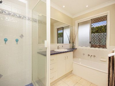 12 Chestnut Drive, Flinders View