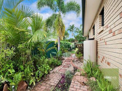 32 Boston Crescent, Douglas