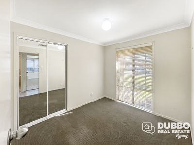 8 Eumung Street, Dubbo