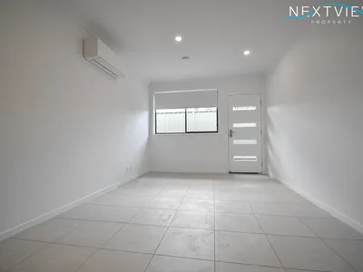 2 / 3 Gladstone Way, Edgeworth