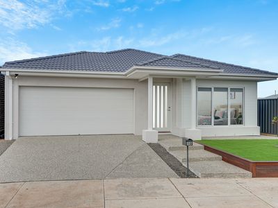 10 Ardisia Way, Manor Lakes