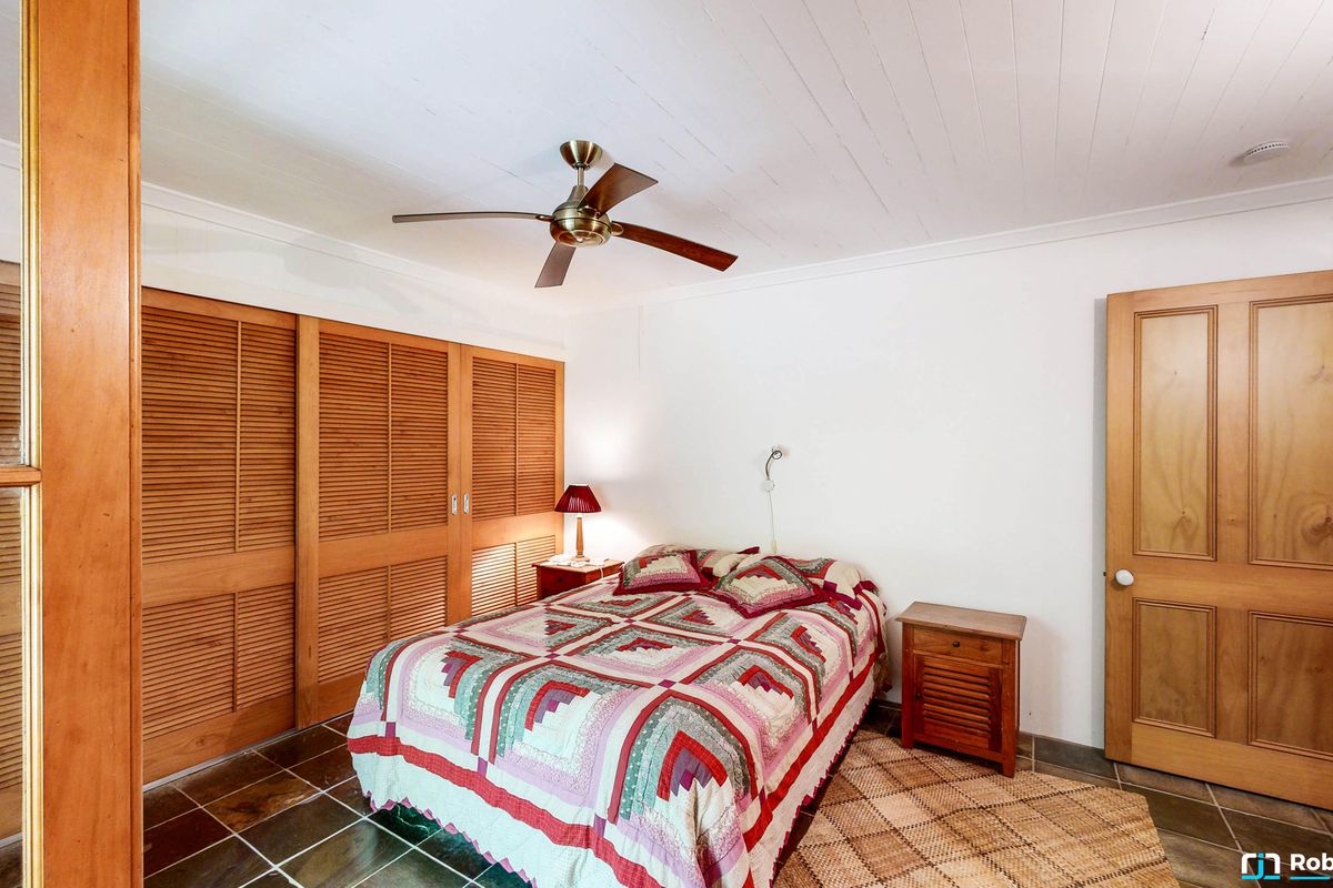 14 Lakeway Drive, Cooroibah