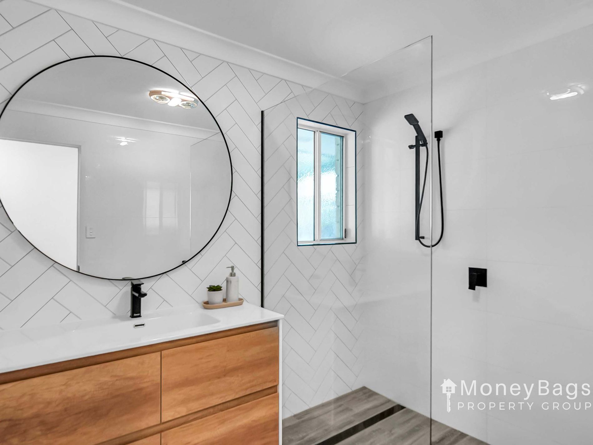 18-20 Cassia Court , Cedar Vale