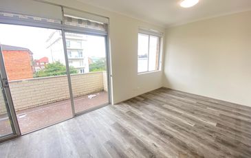3 / 5-7 Ben Eden Street, Bondi Junction