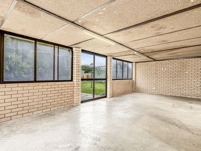 12b Seabrooke Avenue, Rockingham