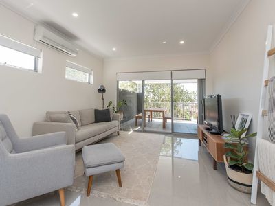 4/164 Baden Street, Joondanna