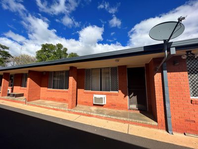 2 / 30 Hunter Street, Dubbo