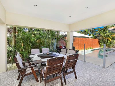 97 Grand Parade, Kawana Island