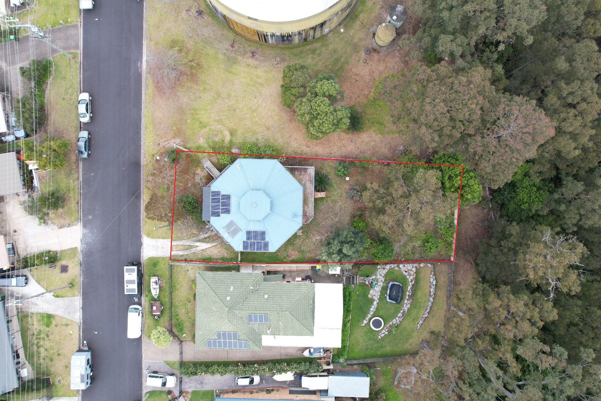 35 Hillcrest Avenue, North Narooma