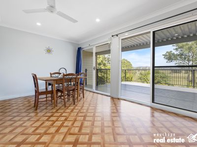 675 Beechwood Road, Beechwood