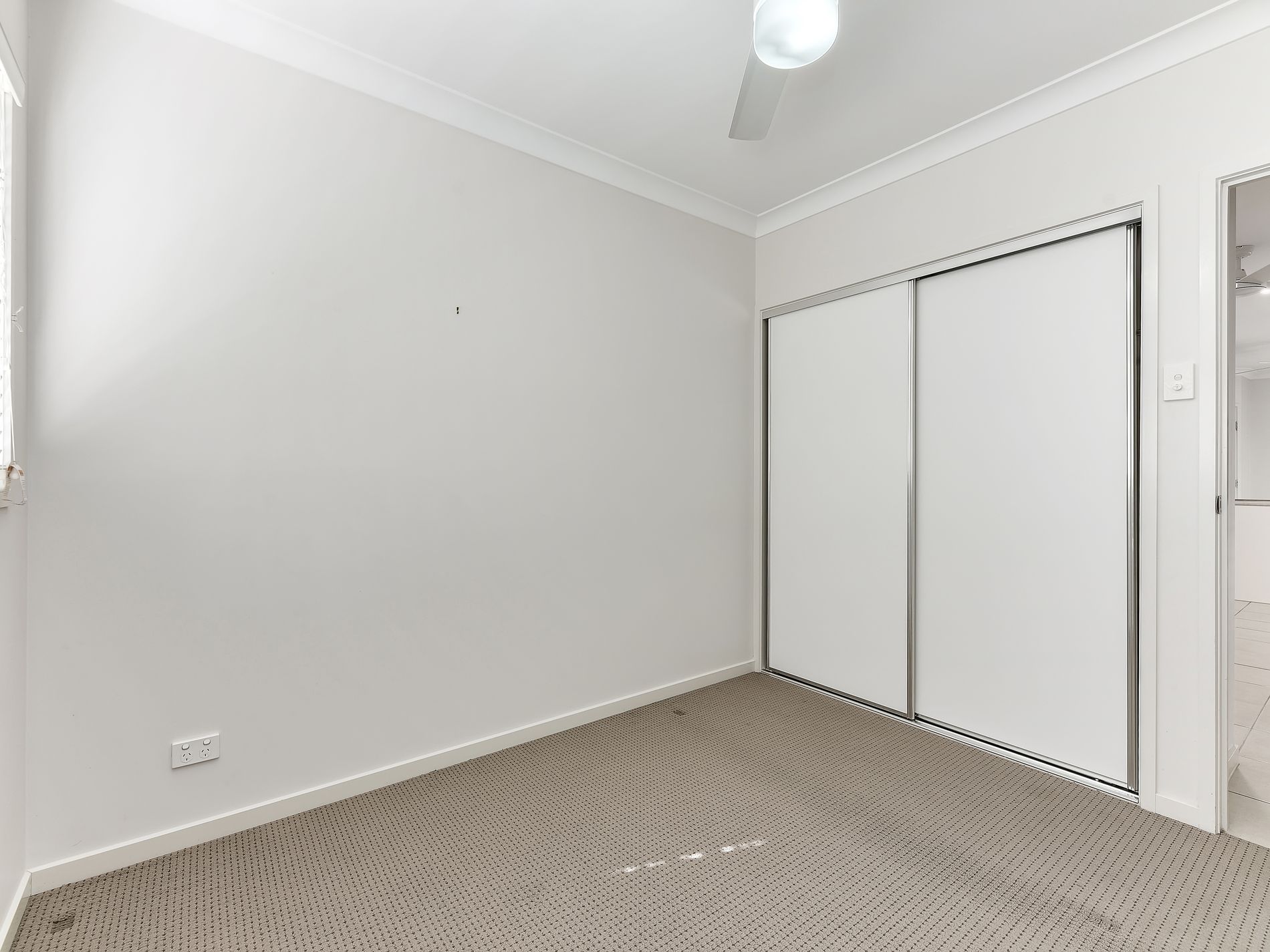 6B Homeland Crescent, Warner